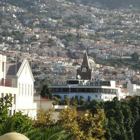 Violeta House