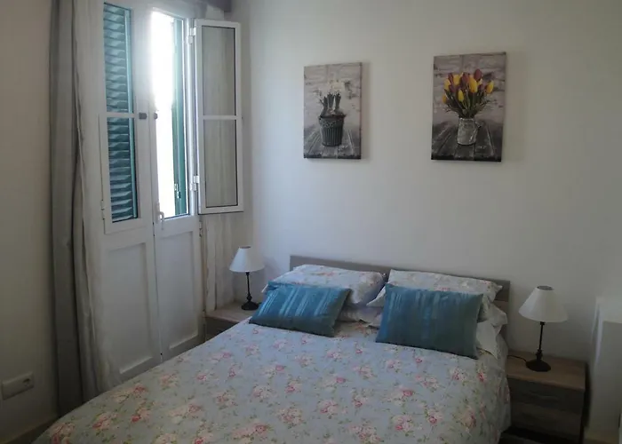 Violeta House 펜션 *