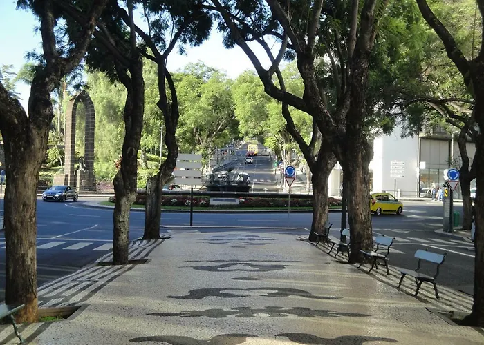 펜션 Violeta House 푼샬