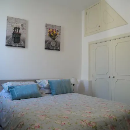 Дом отдыха Violeta House Фуншал